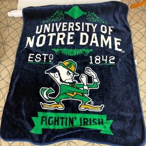 Northwest Notre Dame Fighting Irish Blue Throw Blanket